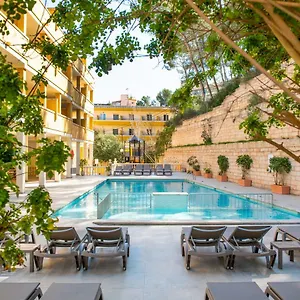 https://apartamentos-flor-los-almendros.balearic-islands.net