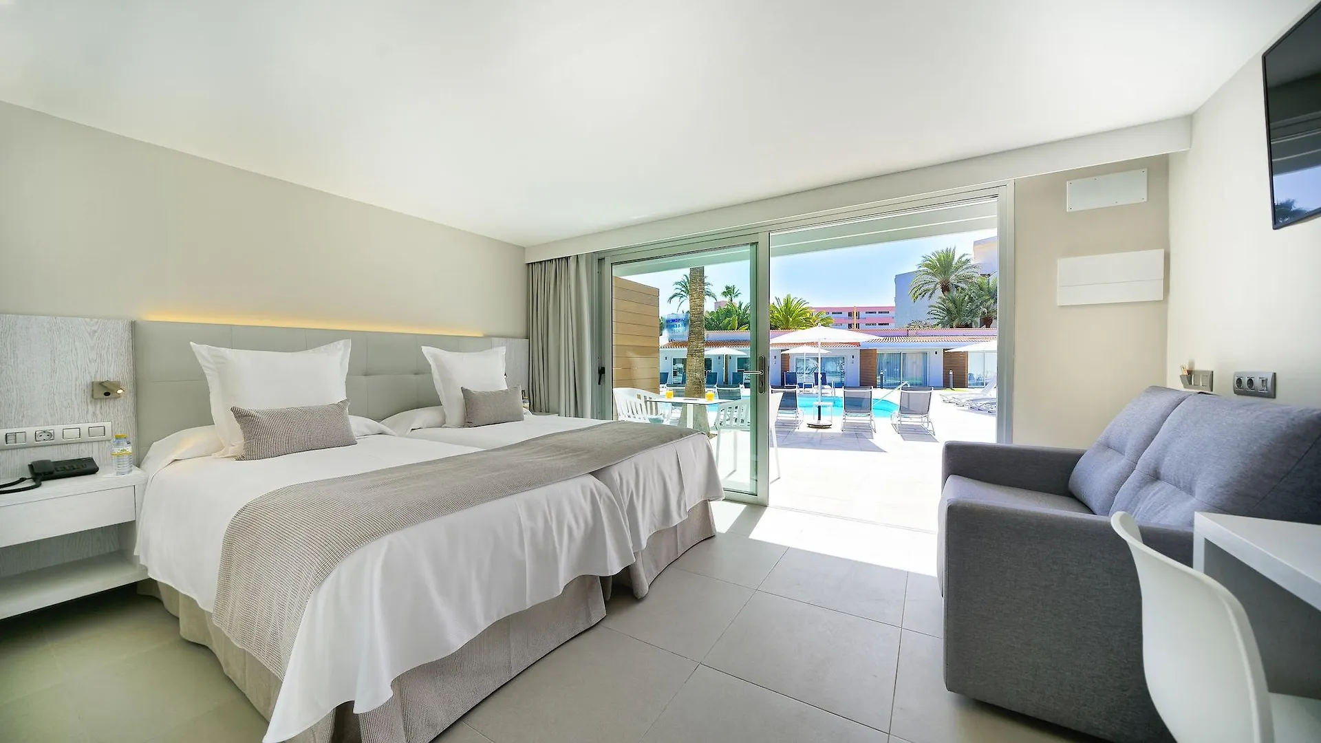 Sanom Beach Resort Only Adults ماسبالوماس فندق