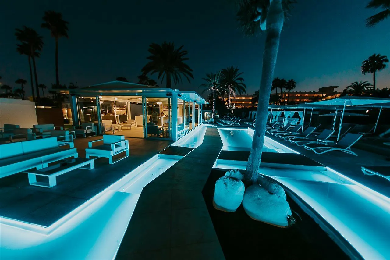 Sanom Beach Resort Only Adults ماسبالوماس فندق