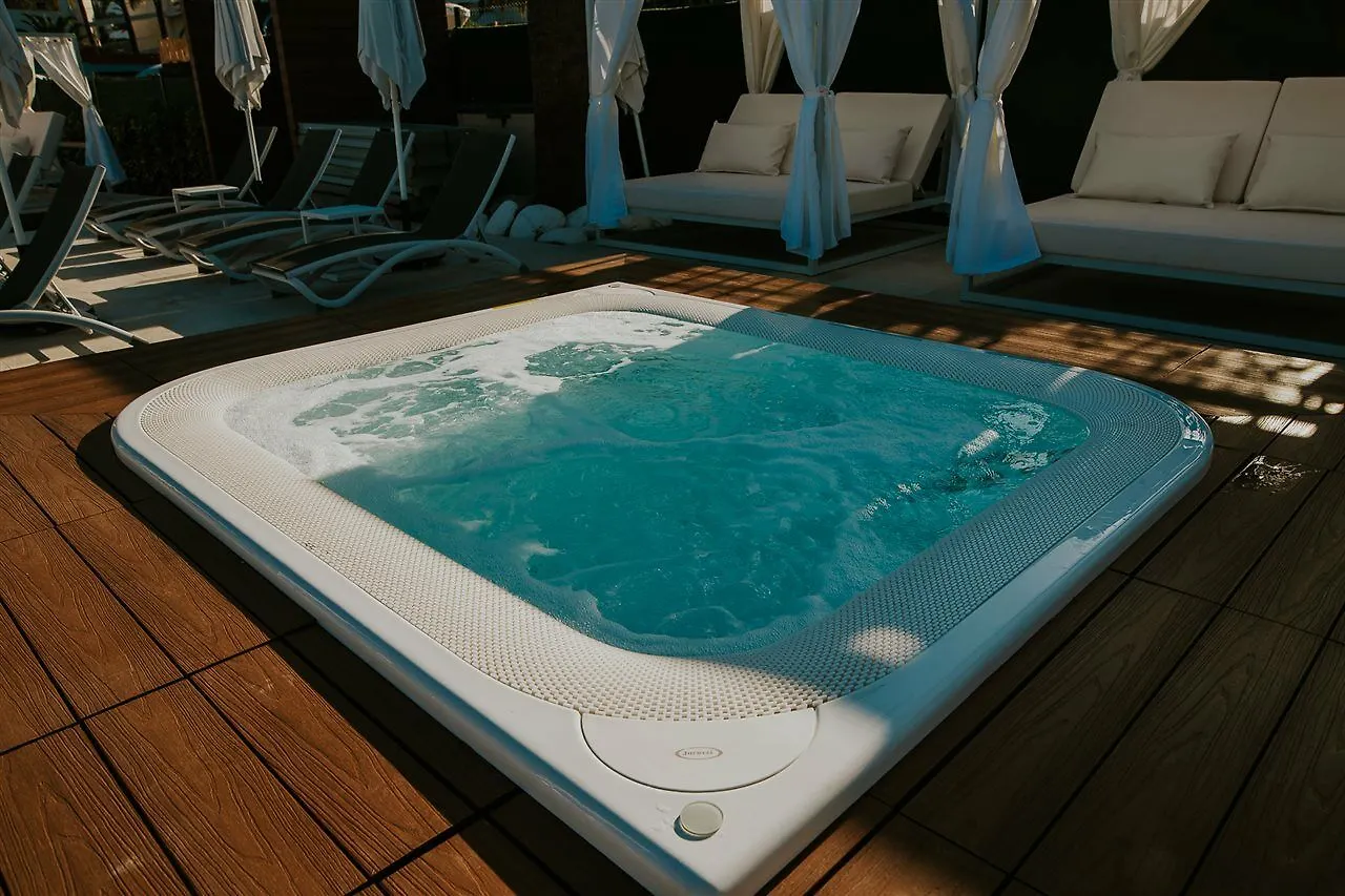 Sanom Beach Resort Only Adults ماسبالوماس فندق